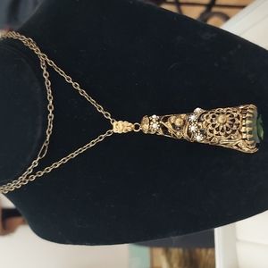 VINTAGE HUGE GREEN FOB CHARM NECKLACE